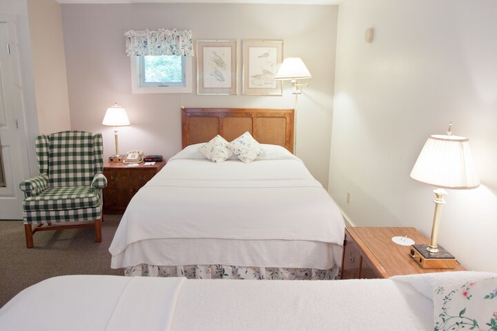 Room 53 of 120