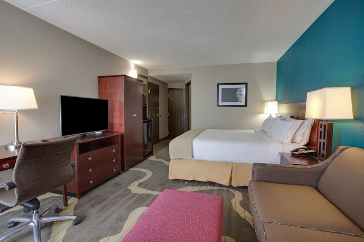Room 22 of 40