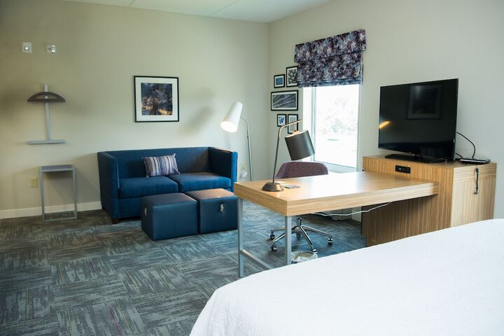 Room 11 of 46