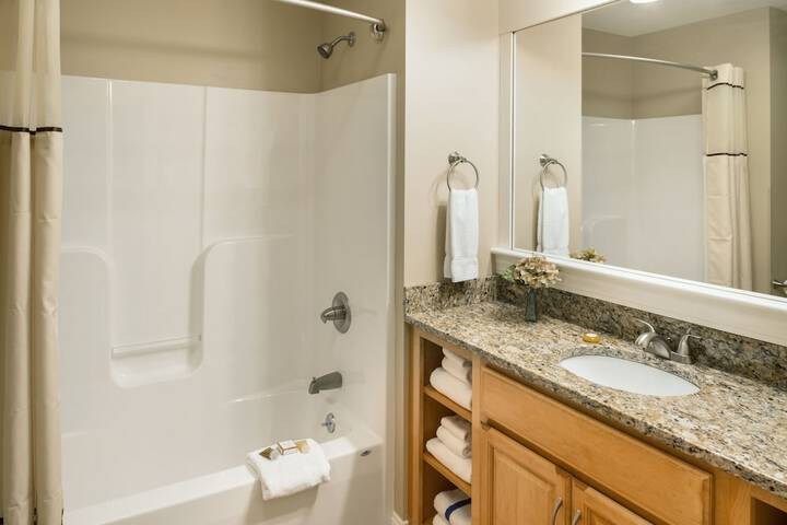 Steele Hill Resorts