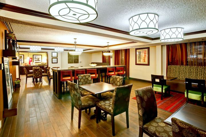 Hotel Interior 6 of 39