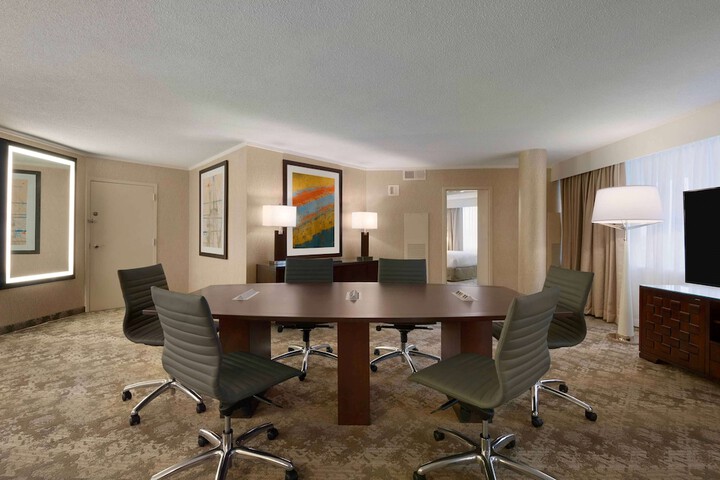 Room 26 of 44