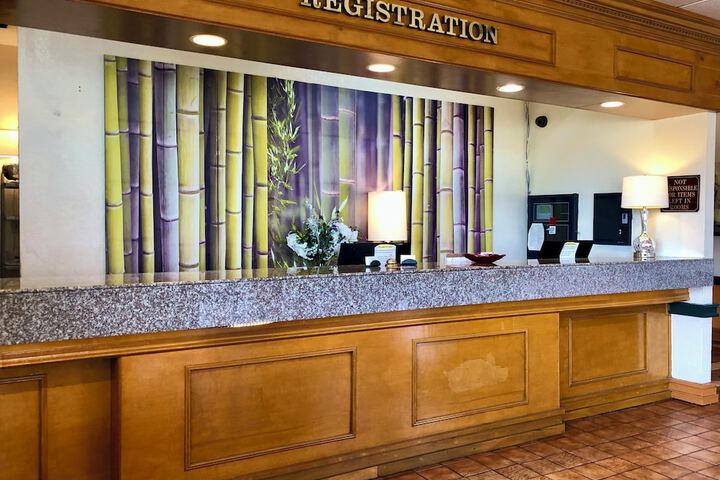 Hotel Interior 20 of 94