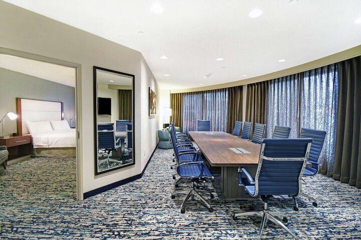 Room 41 of 73