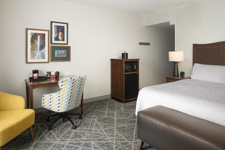 Hampton Inn Elmira / Horseheads