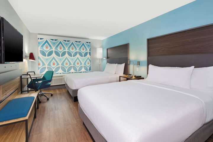 Tru by Hilton Comstock Park Grand Rapids