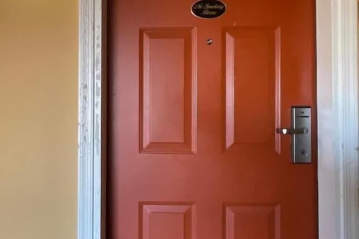 Hotel 7 of 35