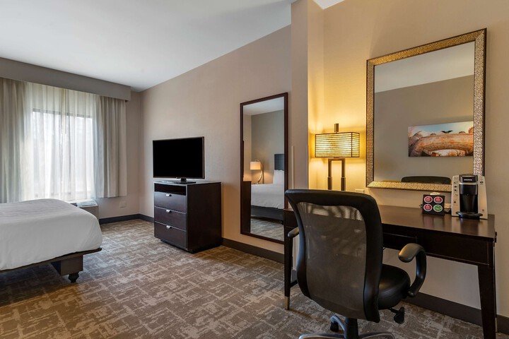 Best Western Plus Dalton Inn