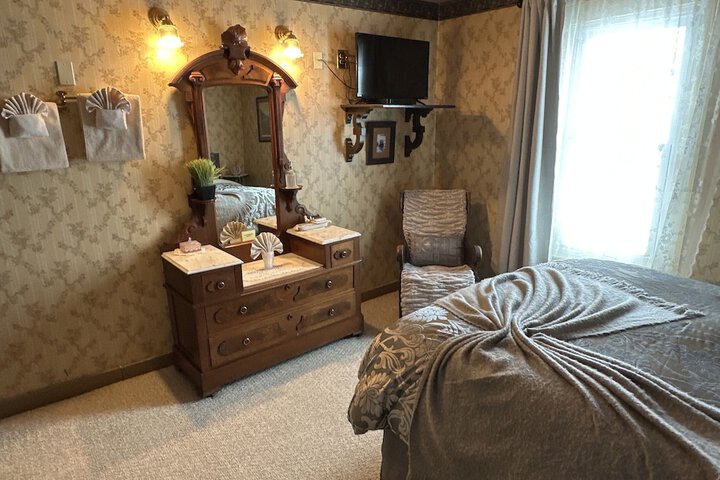 Room 22 of 74