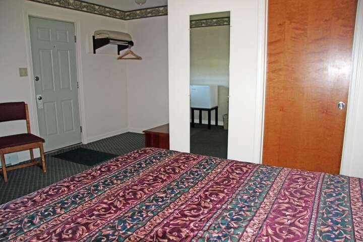 Room 29 of 40
