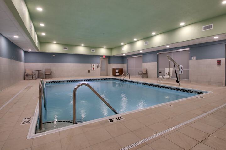 Pool 15 of 55
