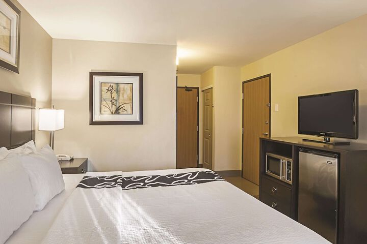 Room 28 of 41