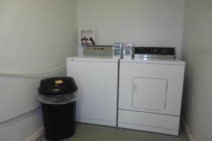 Laundry 26 of 30