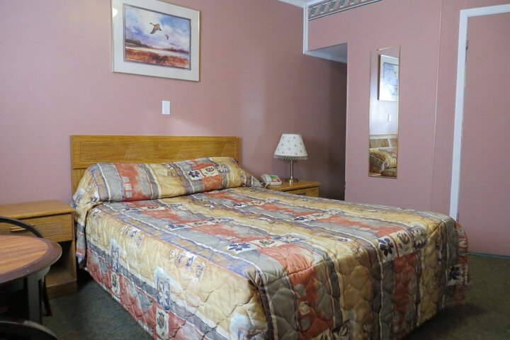 Room 2 of 12