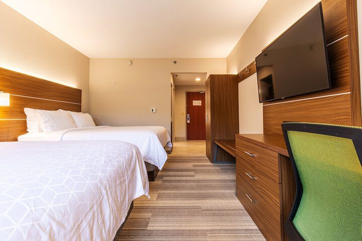 Room 18 of 47