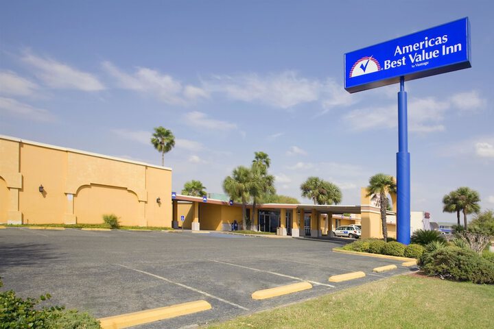Hotel 5 of 25