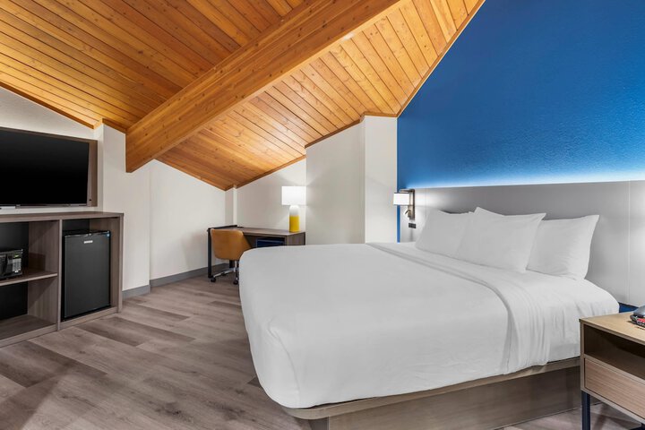 Comfort Inn Fontana