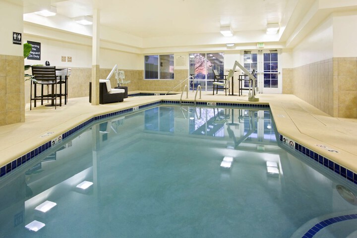Pool 10 of 45