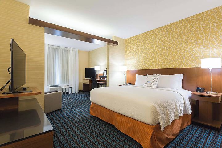 Fairfield Inn & Suites Jamestown
