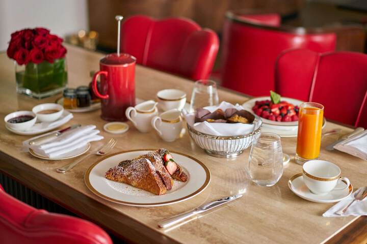 Breakfast/Coffee Service 147 of 188