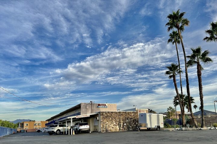 Hotel 3 of 28