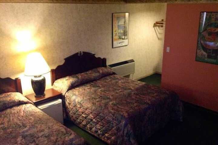 Room 8 of 11