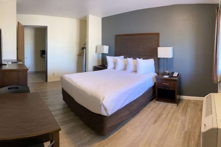 Room 20 of 37