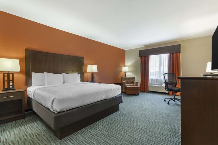 Room 26 of 32