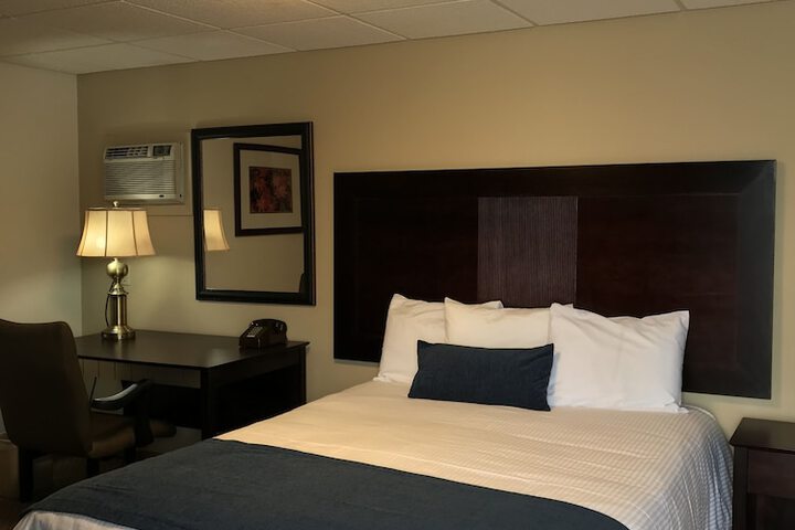 Room 42 of 49