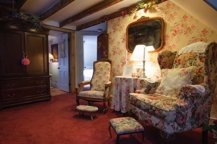 Room 15 of 25
