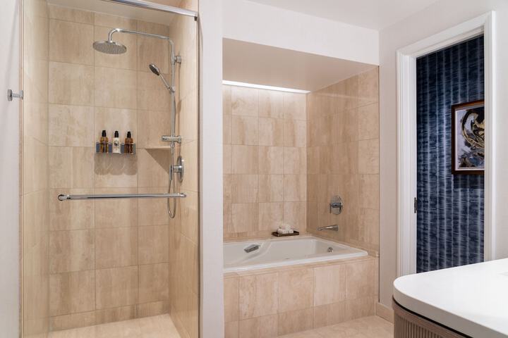 The Ritz-Carlton Dallas Las Colinas