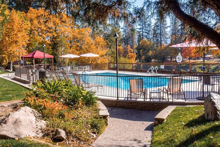 The Lodge at Riverside