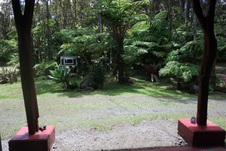 Aloha Crater Lodge