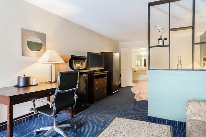 Room 7 of 29