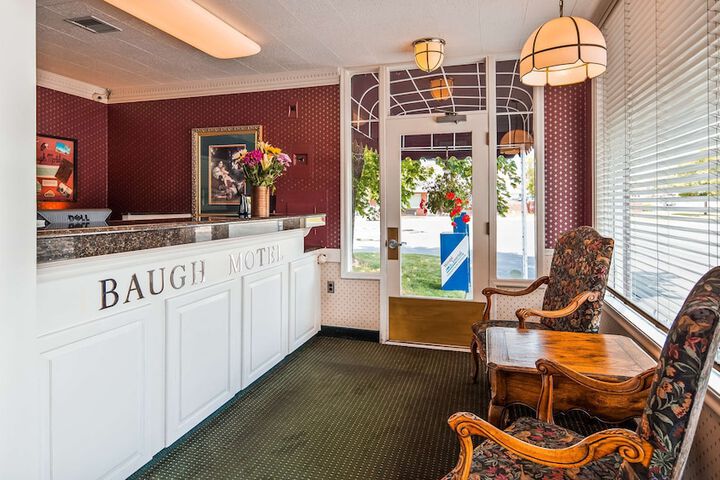 Baugh Motel SureStay Collection by Best Western