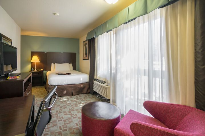 Room 6 of 23