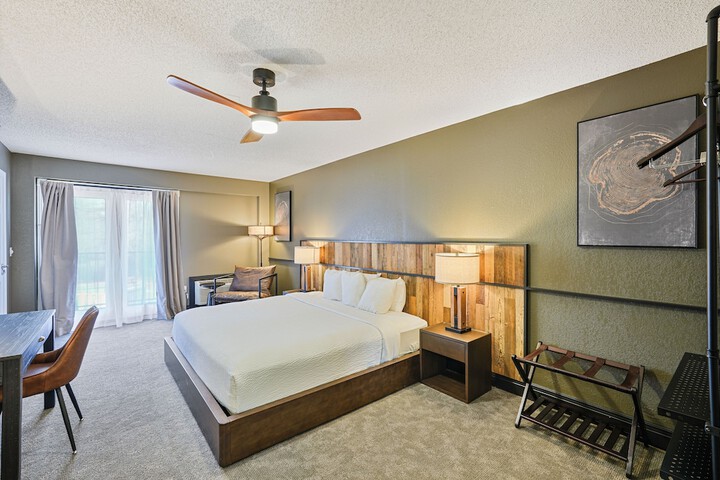 Tremont Lodge & Resort