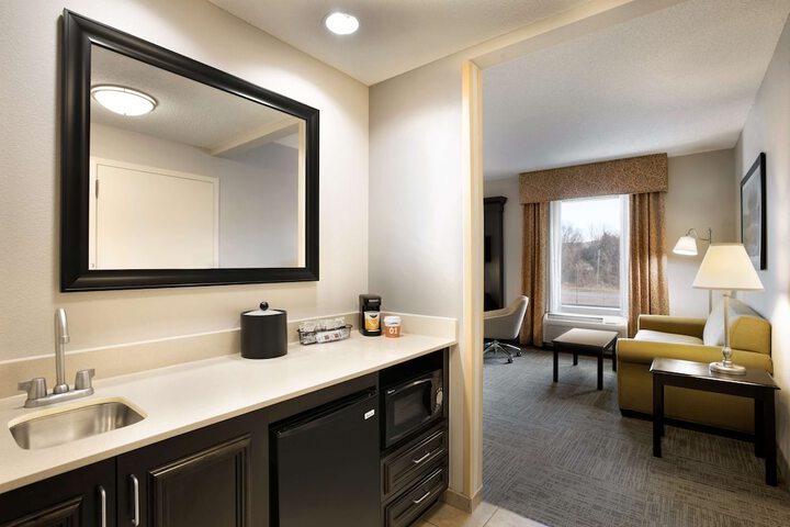 Hampton Inn & Suites Mahwah