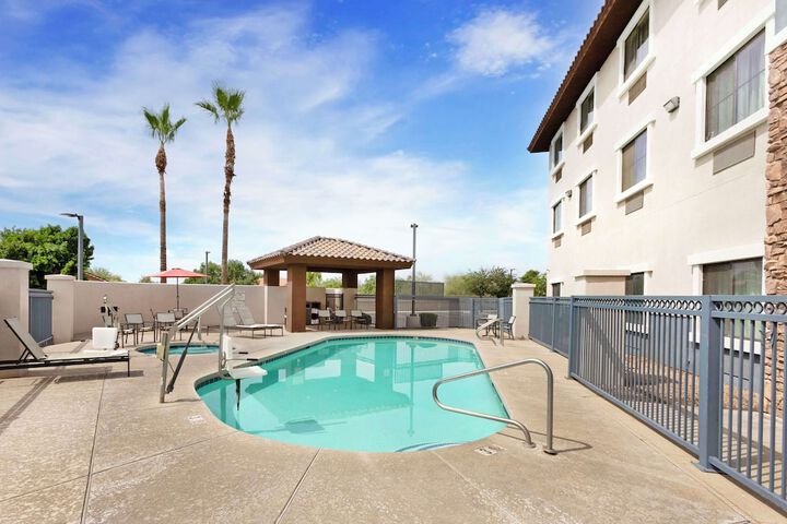 Pool 4 of 46
