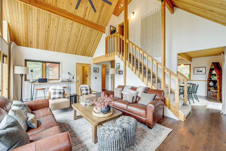 Dreamy Escape Btwn Winter Park & Lake Granby!