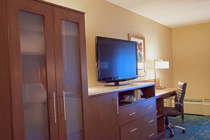 Room 11 of 44