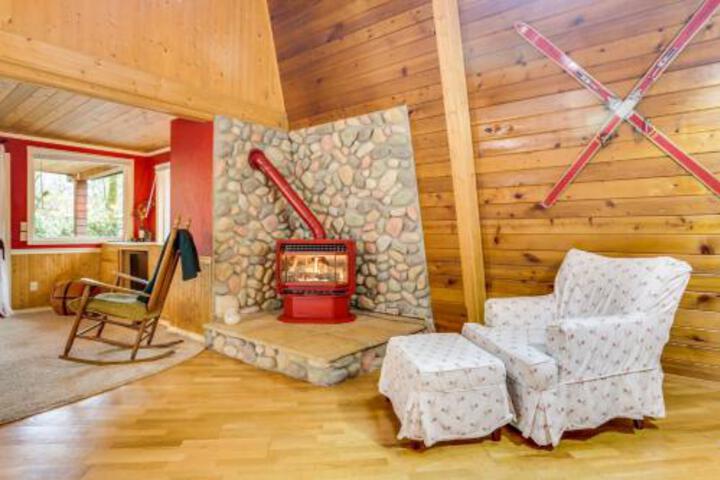 Red Stone Cabin