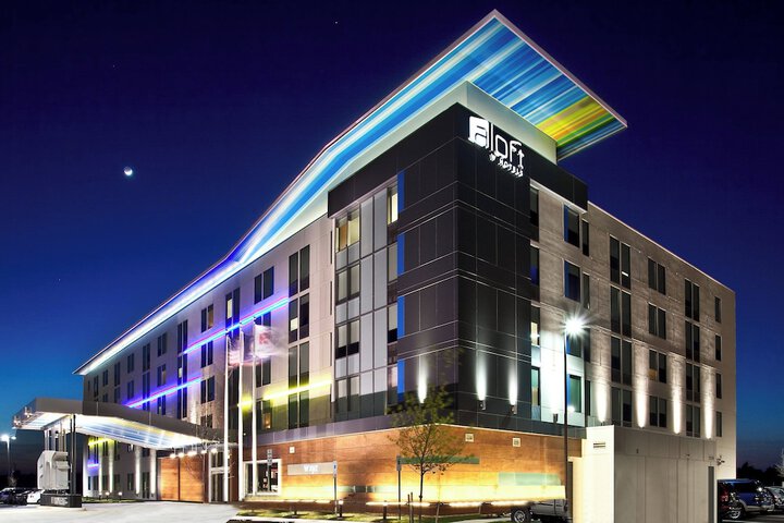 Aloft by Marriott Dulles Airport North