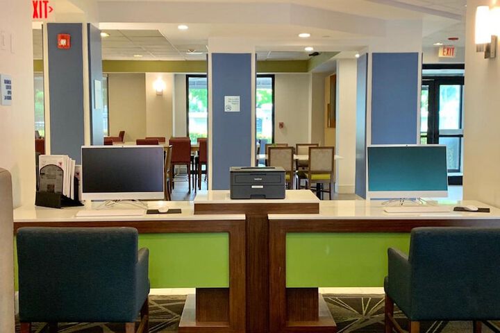 Holiday Inn Express & Suites Miami - Hialeah by IHG
