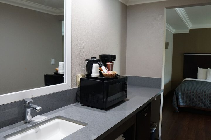 Room 7 of 26