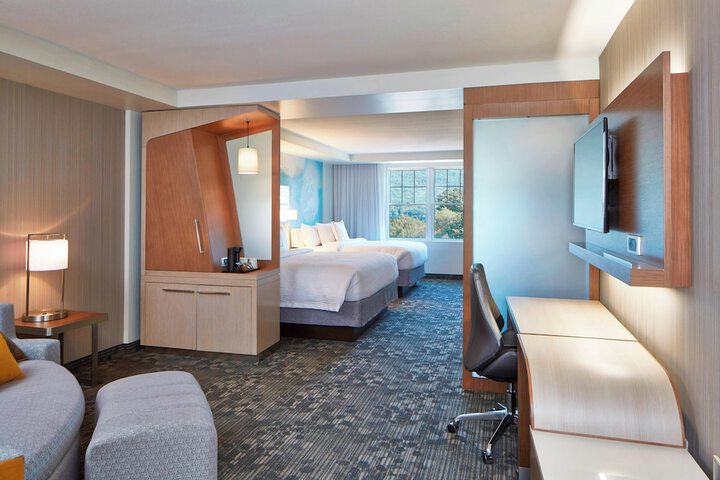 Courtyard by Marriott Lake George