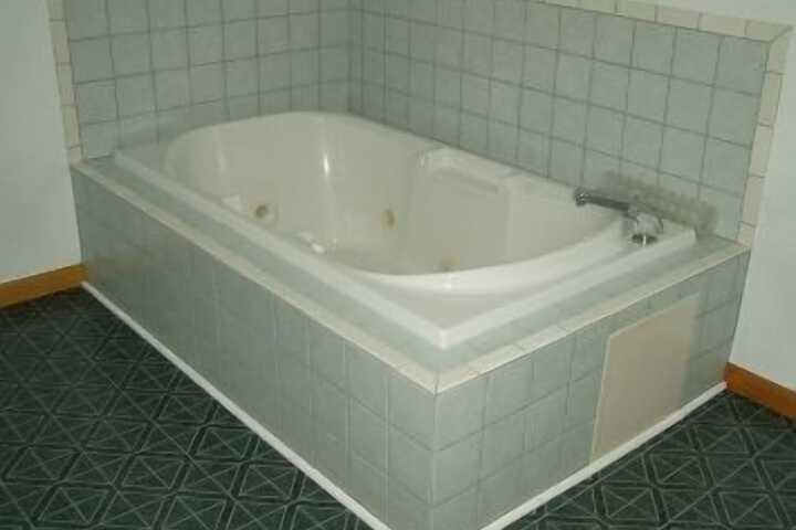 Room 14 of 15