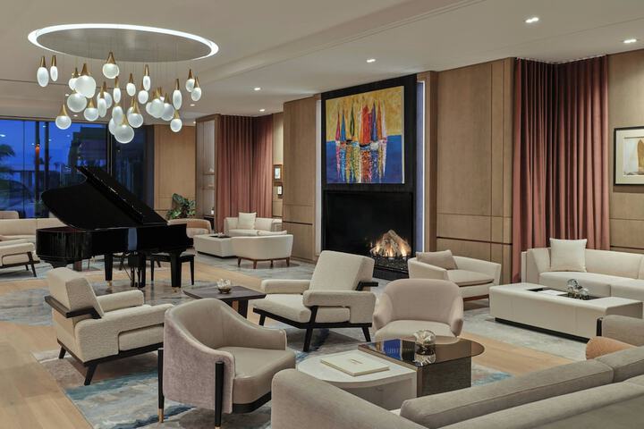 The St. Regis Longboat Key Resort