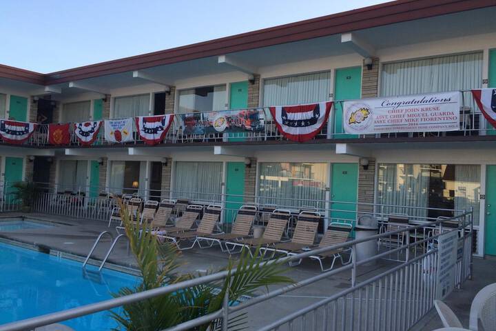 Hotel 4 of 50