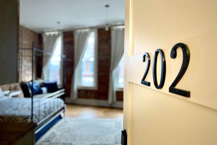 Room 45 of 83